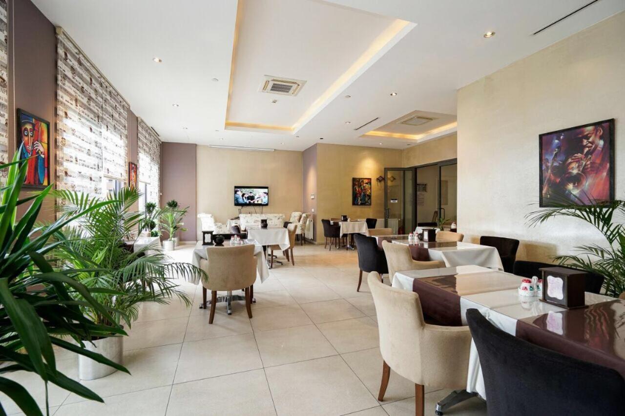 Three Bedroom Duplex With Large Terrace Appartamento Provincia di Istanbul