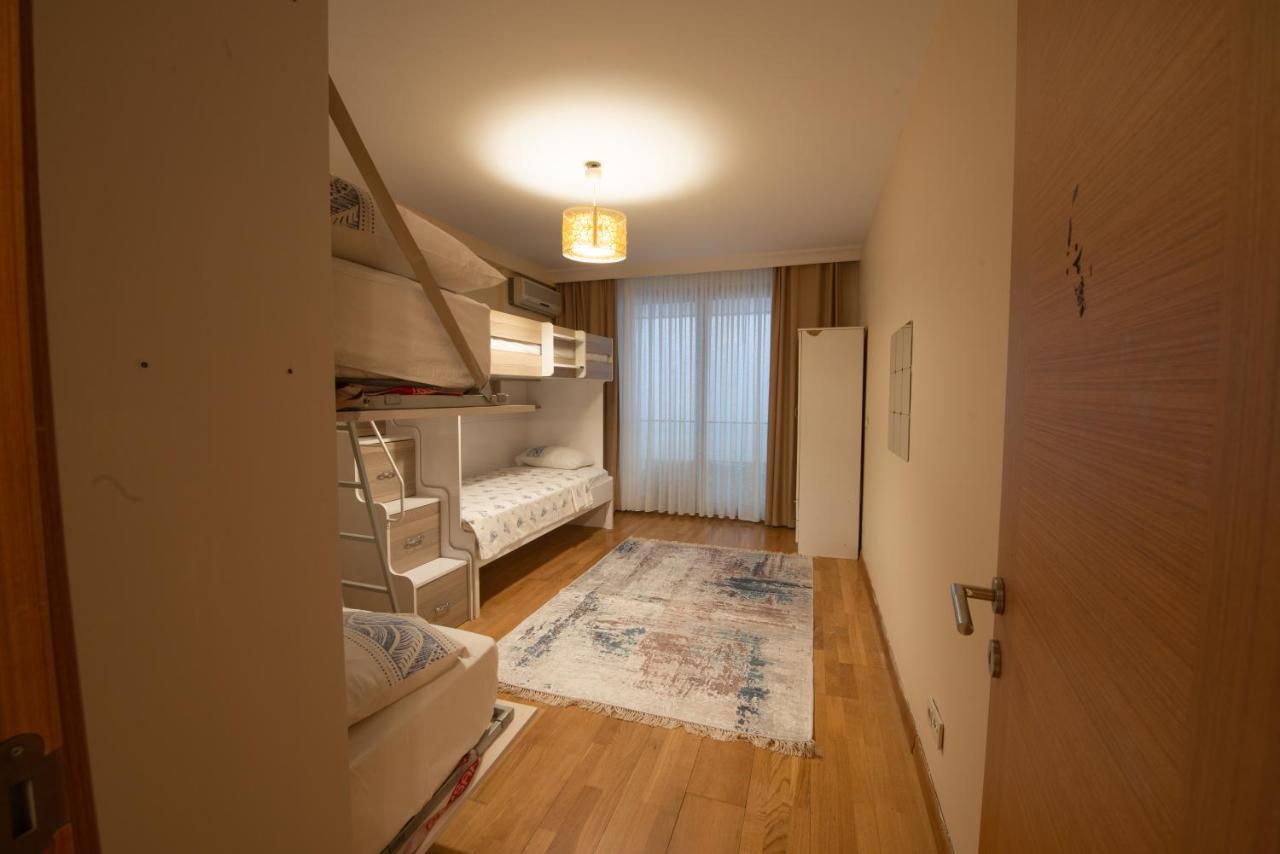 Appartamento Three Bedroom Duplex With Large Terrace *