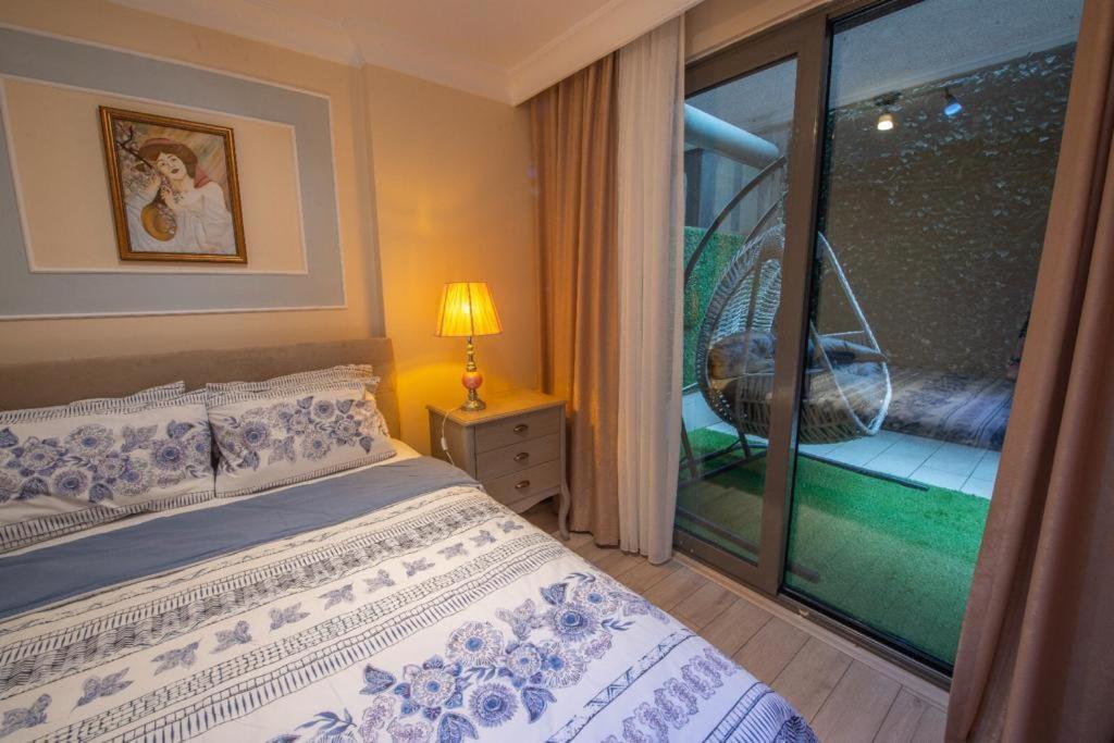Three Bedroom Duplex With Large Terrace Appartamento Provincia di Istanbul