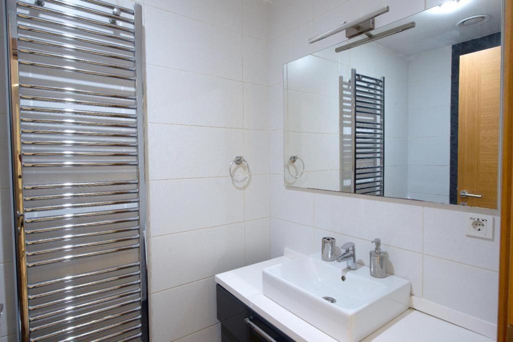 Three Bedroom Duplex With Large Terrace